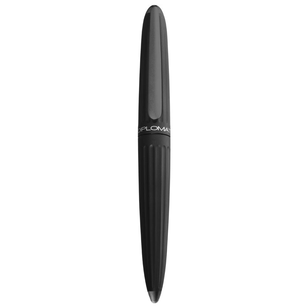 Diplomat Aero Black Fountain Pen is shaped like the airship named Zeppelin of the 1900's