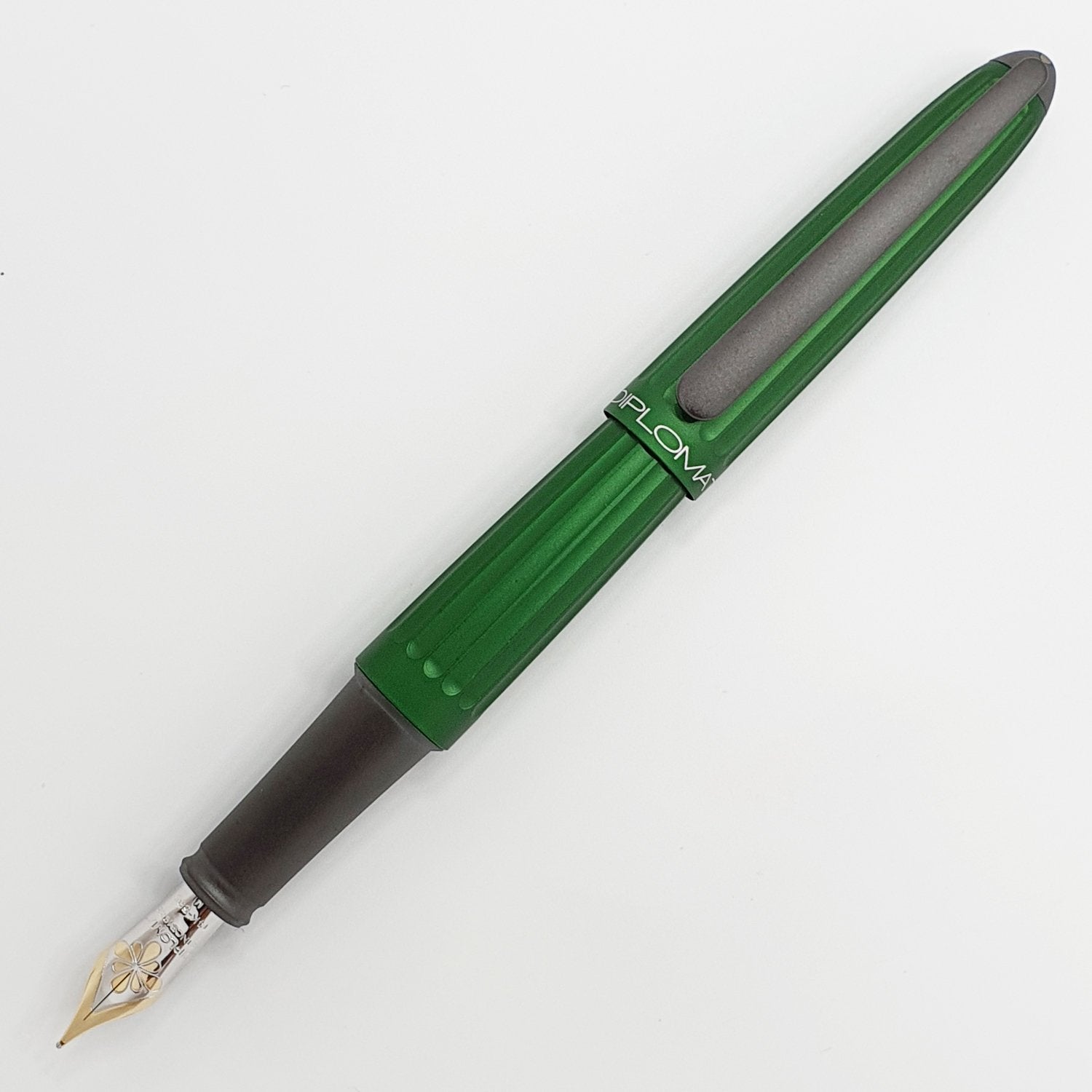 Diplomat Aero Green 14K Gold Fountain Pen is shaped like the airship named Zeppelin of the 1900's