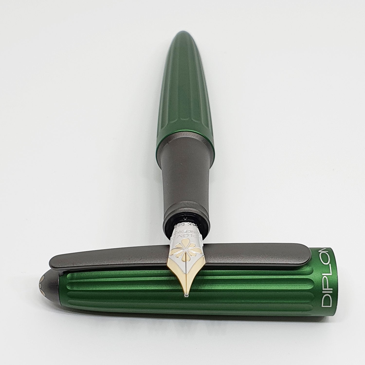 Diplomat Aero Green 14K Gold Fountain Pen is shaped like the airship named Zeppelin of the 1900's