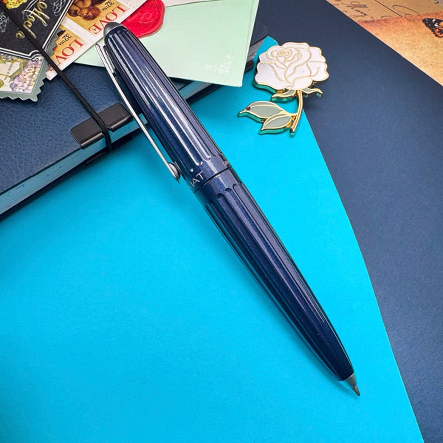 Diplomat Aero Midnight Blue Ballpoint Pen D40323040