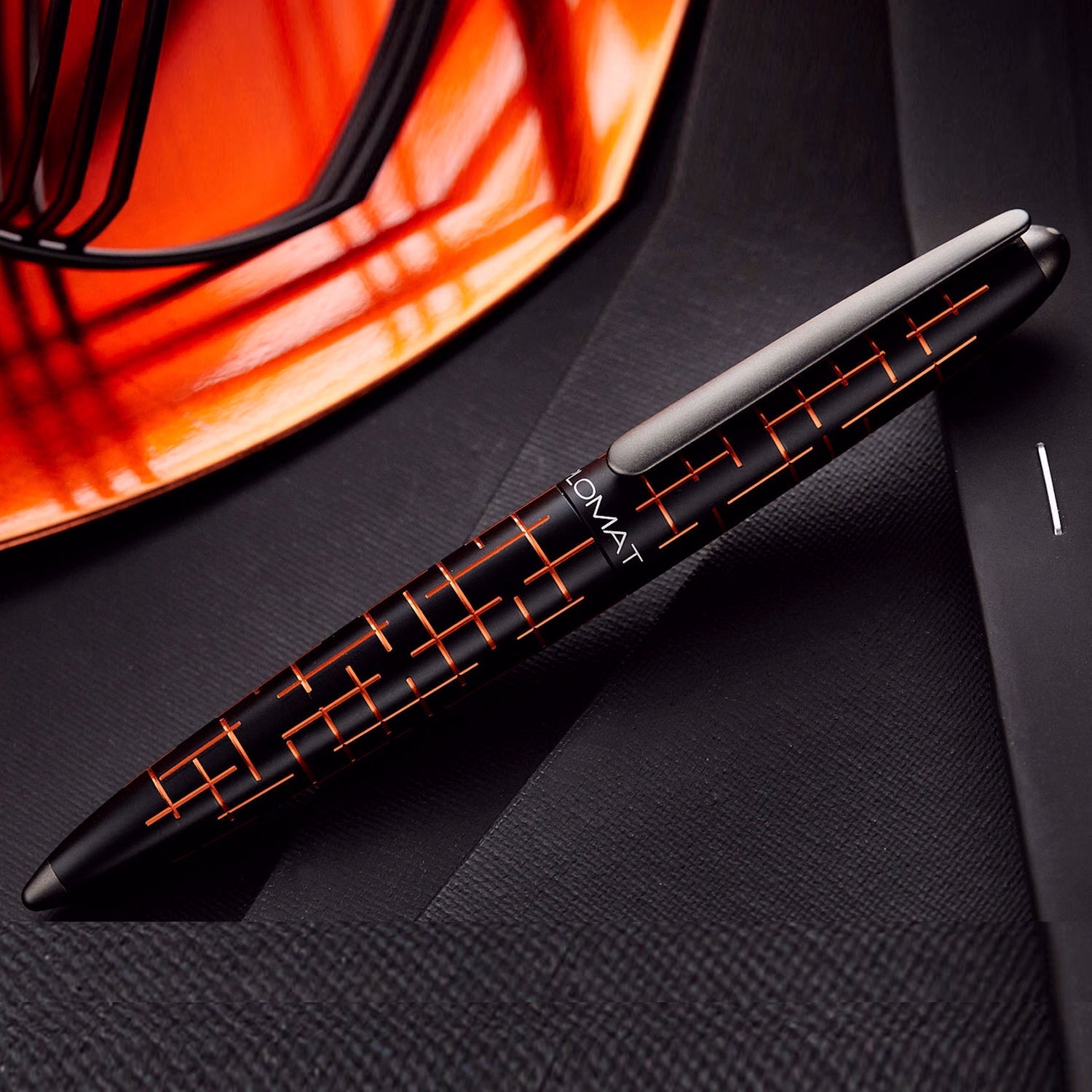 Diplomat Elox Matrix Black/Orange Fountain Pen