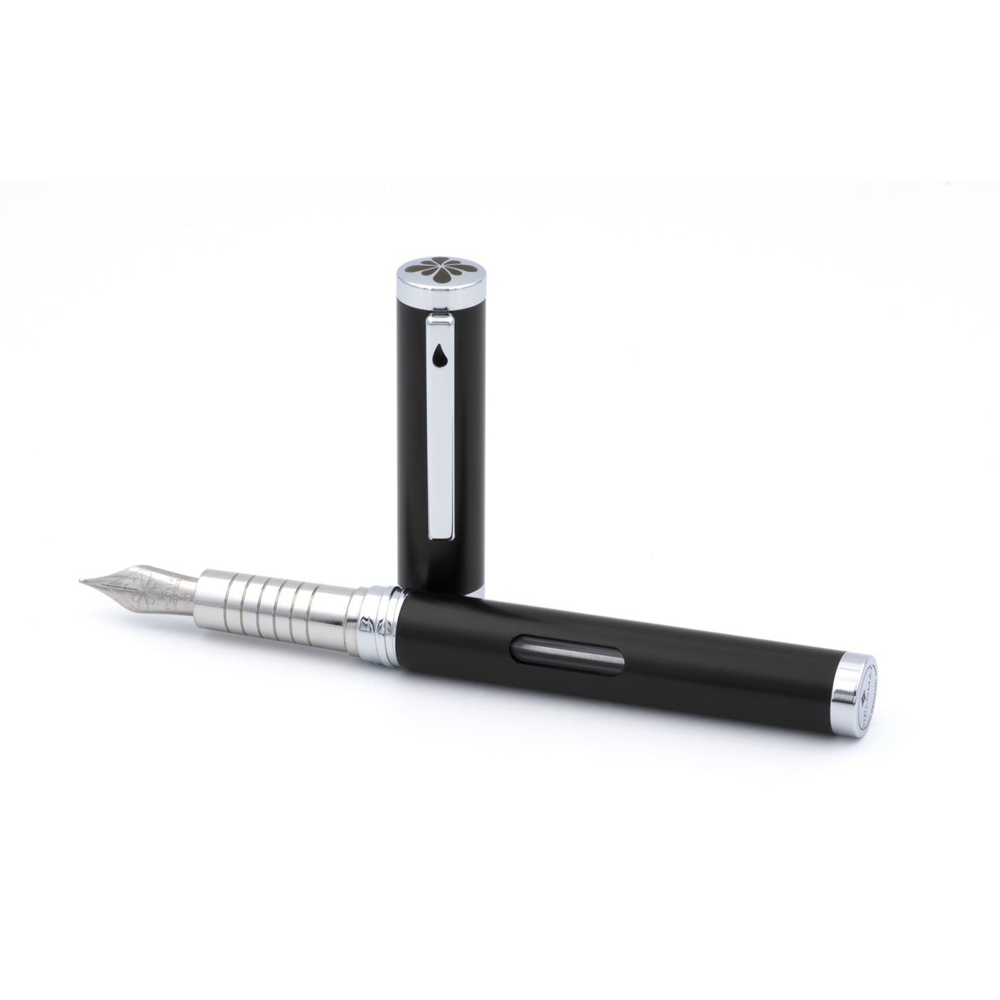 Diplomat Nexus Black CT Fountain Pen