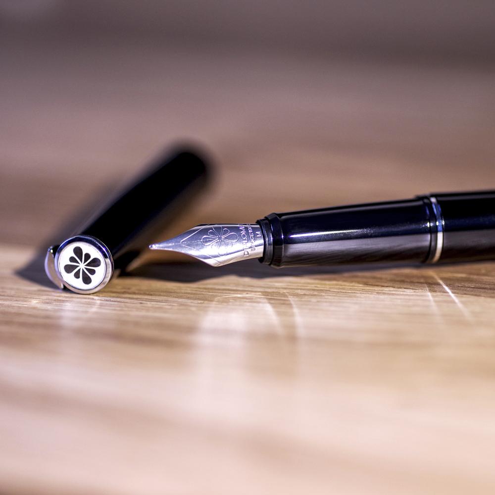 Diplomat Traveller Black Lacquer Fountain Pen everyday use sleek and slim pen