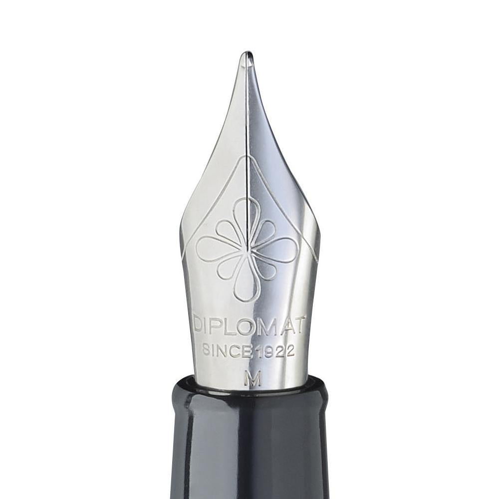 Diplomat Traveller Flame Fountain Pen everyday use sleek and slim pen