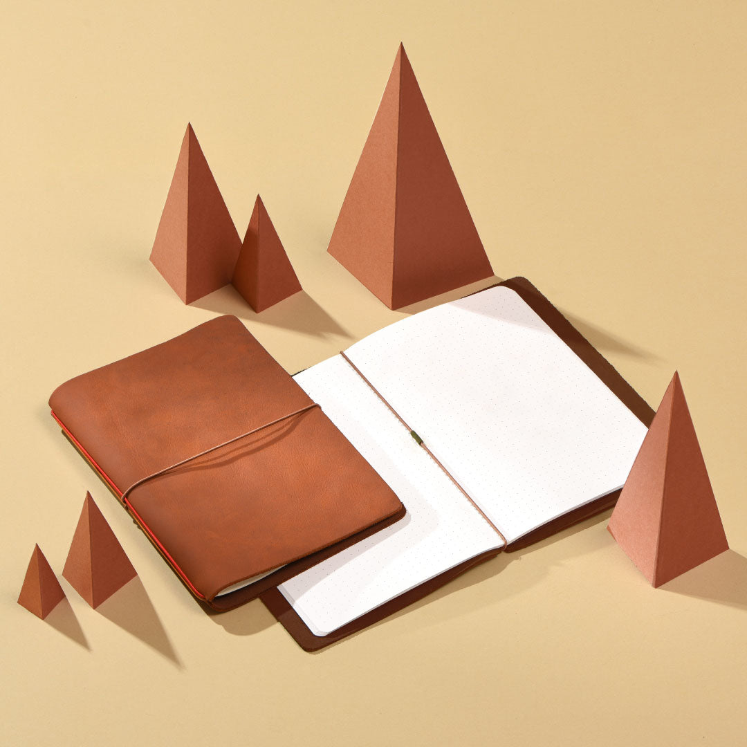 Explorer - Refillable Leather Journal Regalia Paper - Brown