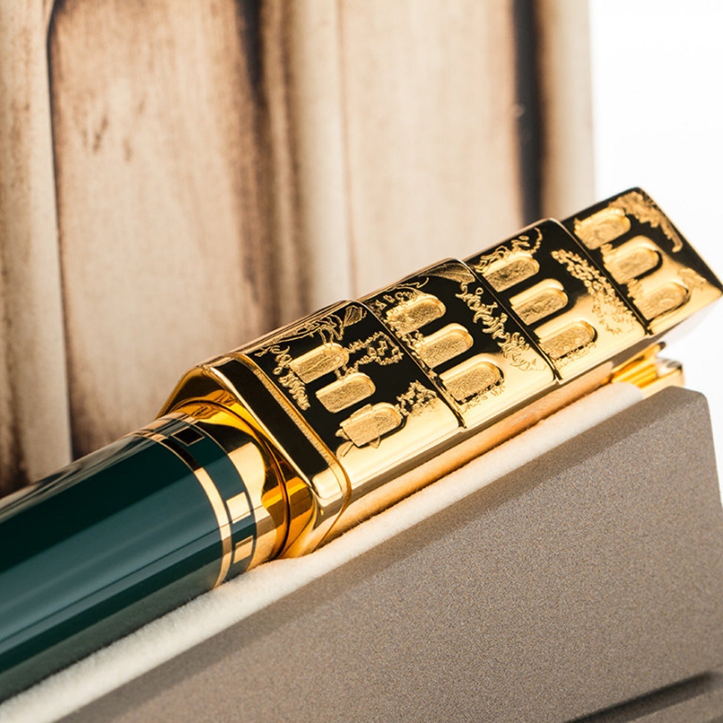 Pelikan M1108 Hanging Garden of Babylon Fountain Pen 