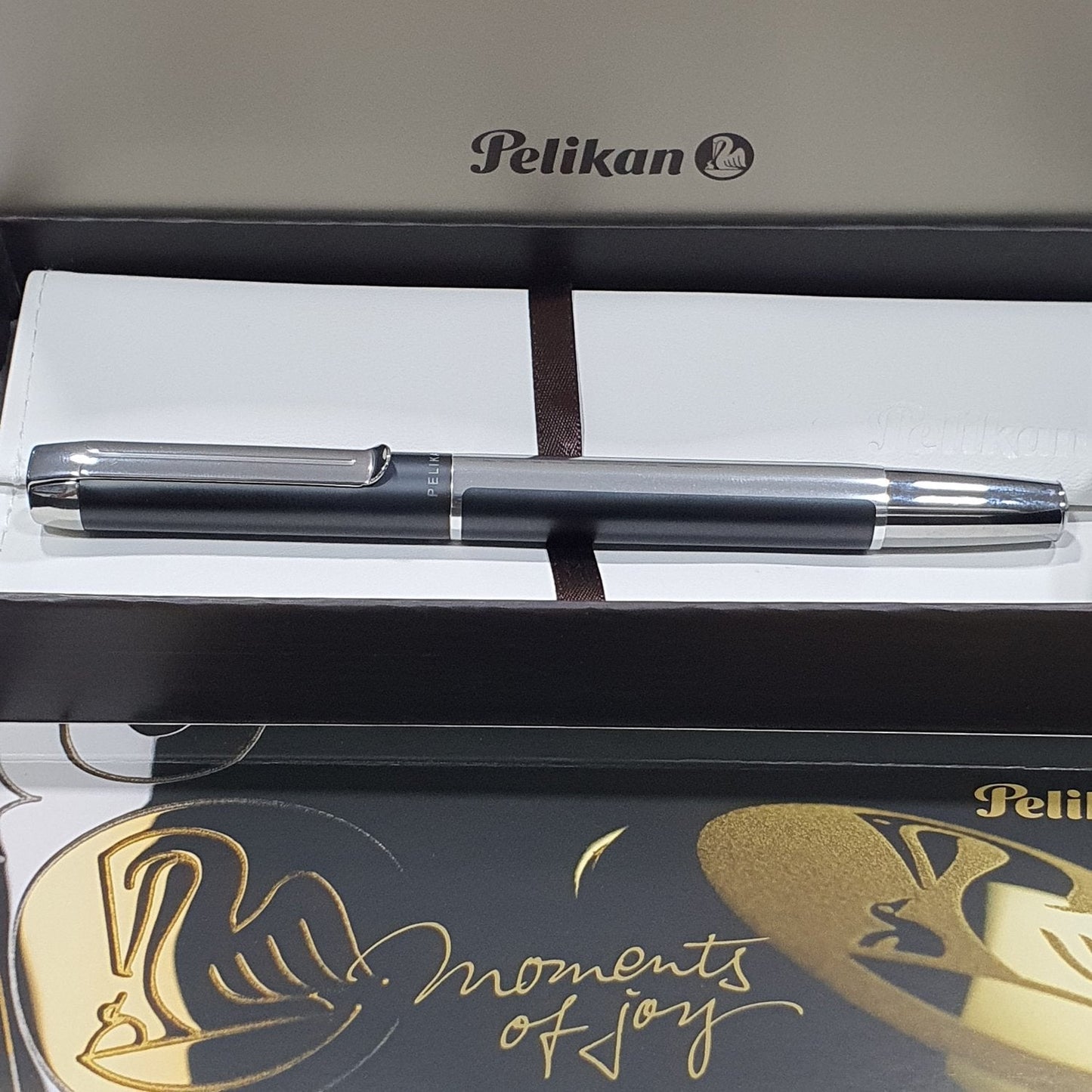 Pelikan Pura P40 Anthracite Fountain Pen