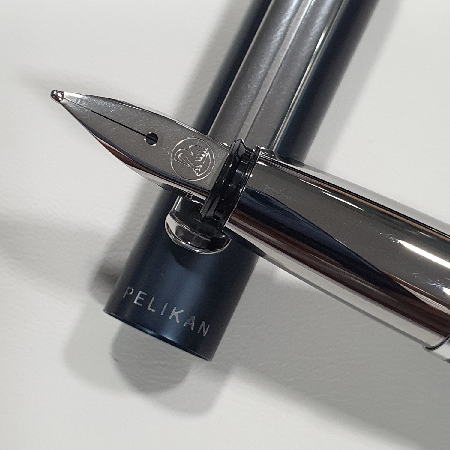 Pelikan Pura P40 Anthracite Fountain Pen