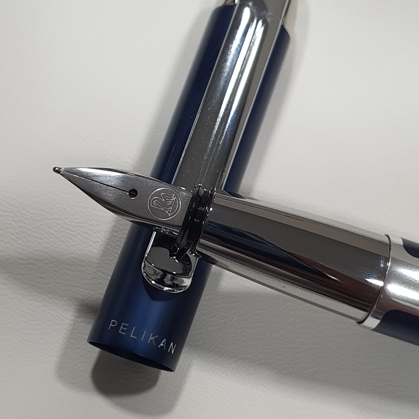 Pelikan Pura P40 Blue/Silver Fountain Pen