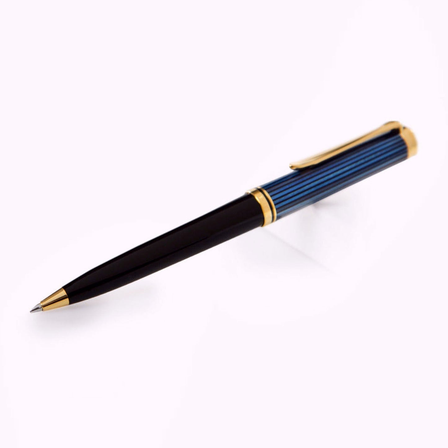 Pelikan Souveran K800 Black/Blue Ballpoint Pen 987842