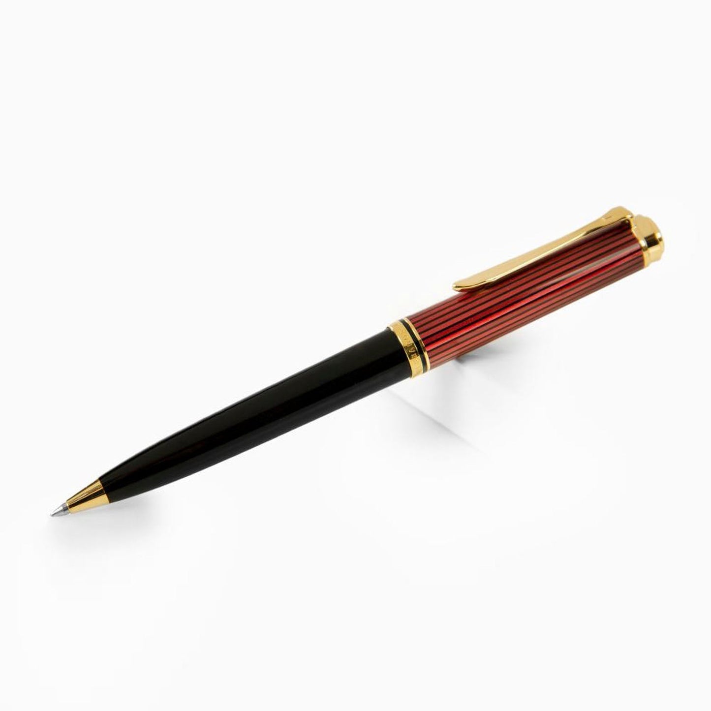 Pelikan Souveran K800 Black/Red Ballpoint Pen 816595