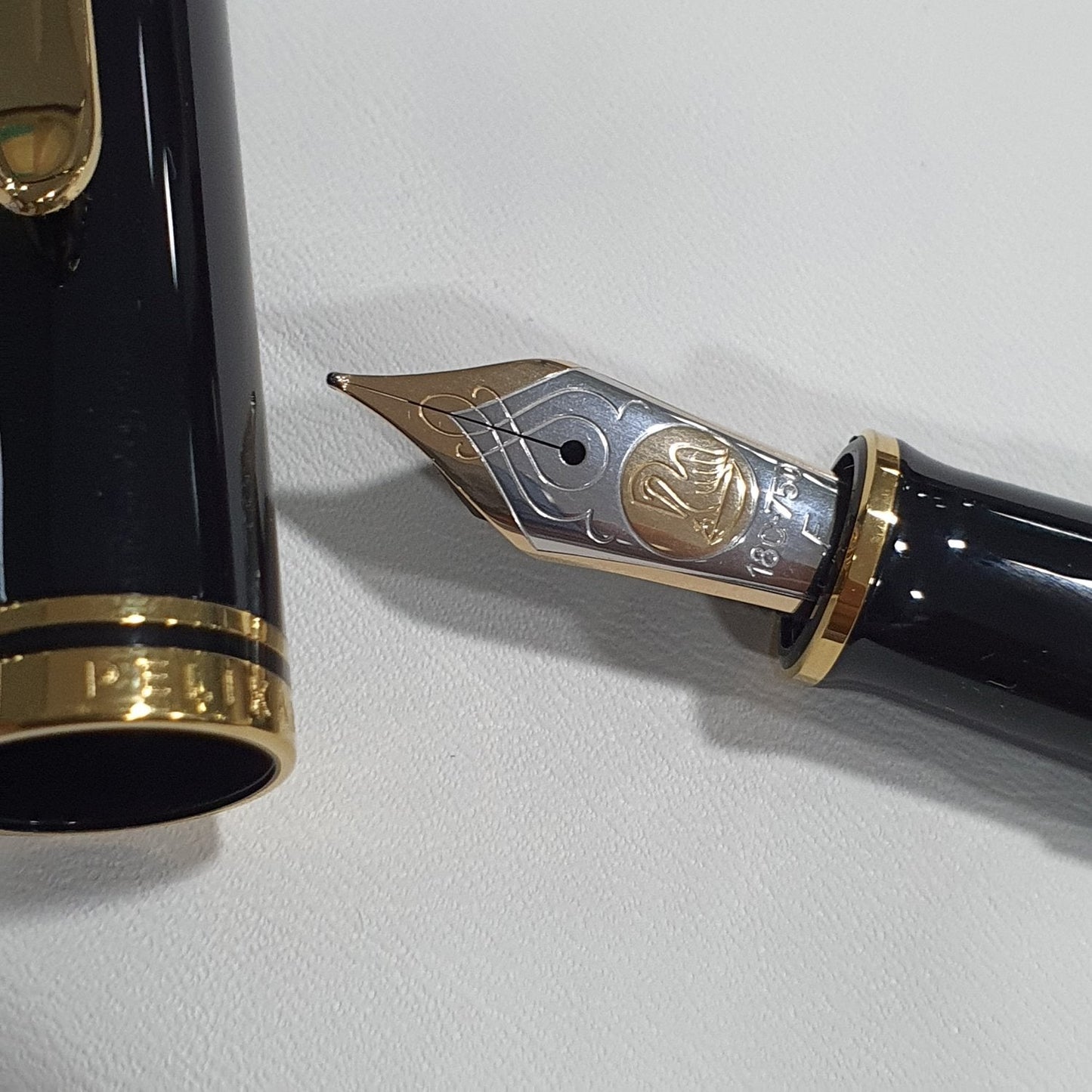 Pelikan Souveran M800 Black/Blue Fountain Pen