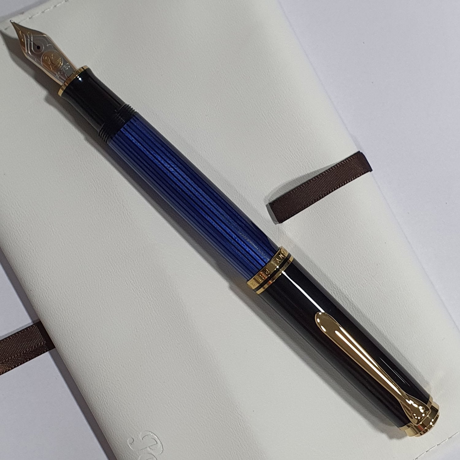 Pelikan Souveran M800 Black/Blue Fountain Pen