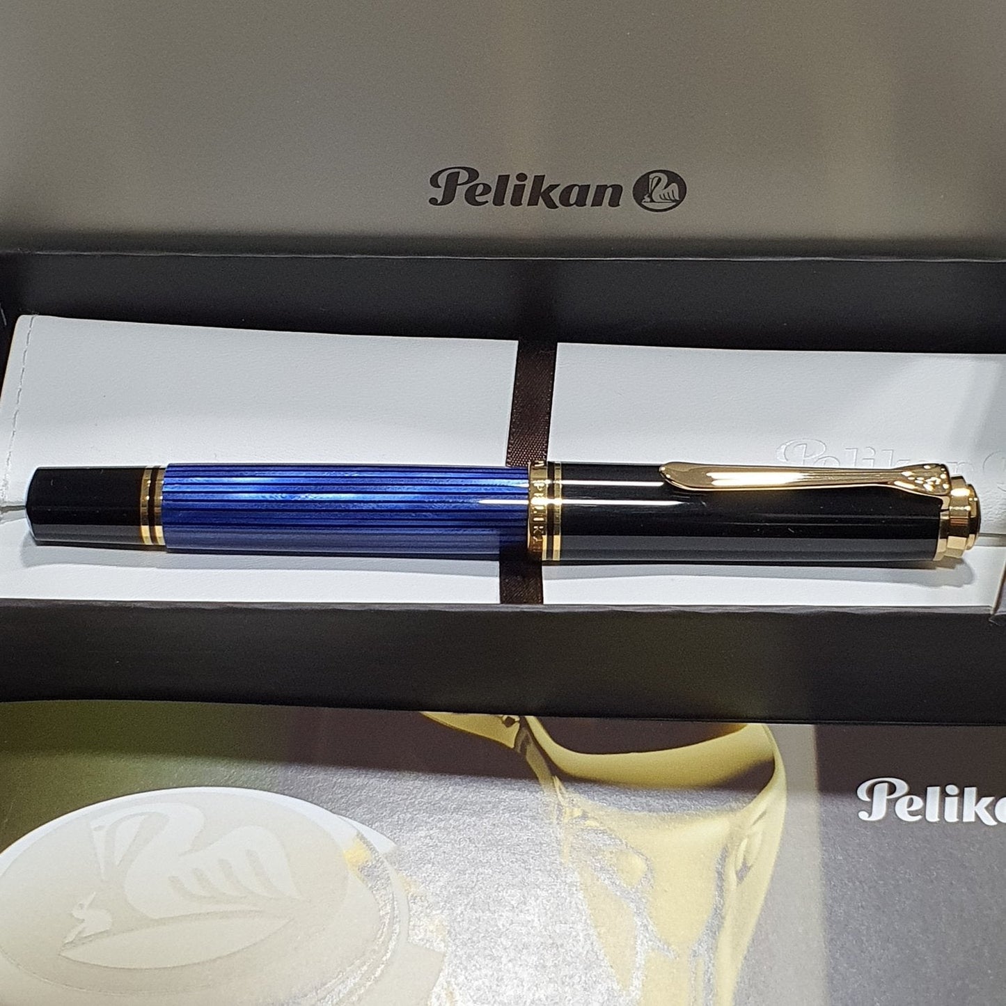 Pelikan Souveran M800 Black/Blue Fountain Pen