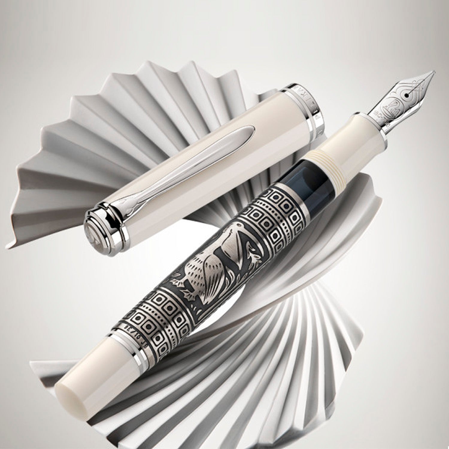 Pelikan Toledo M910 White Fountain Pen (Special Edition)